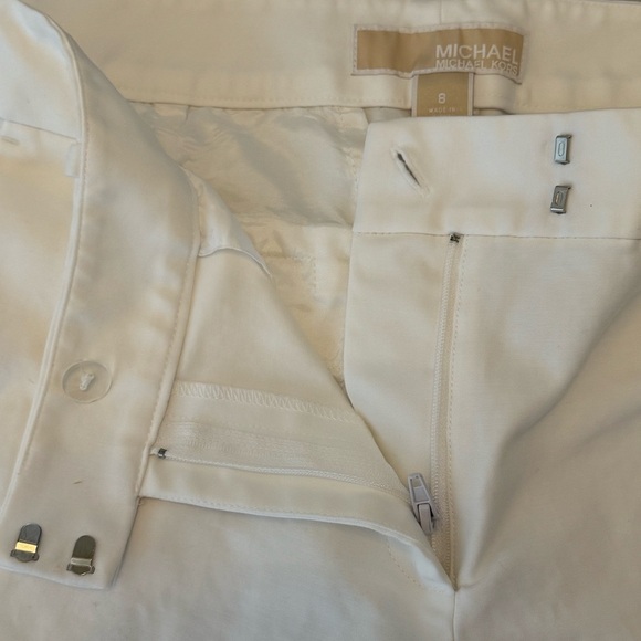MICHAEL Michael Kors Women’s White Bermuda Shorts Size 8 - Picture 3 of 6